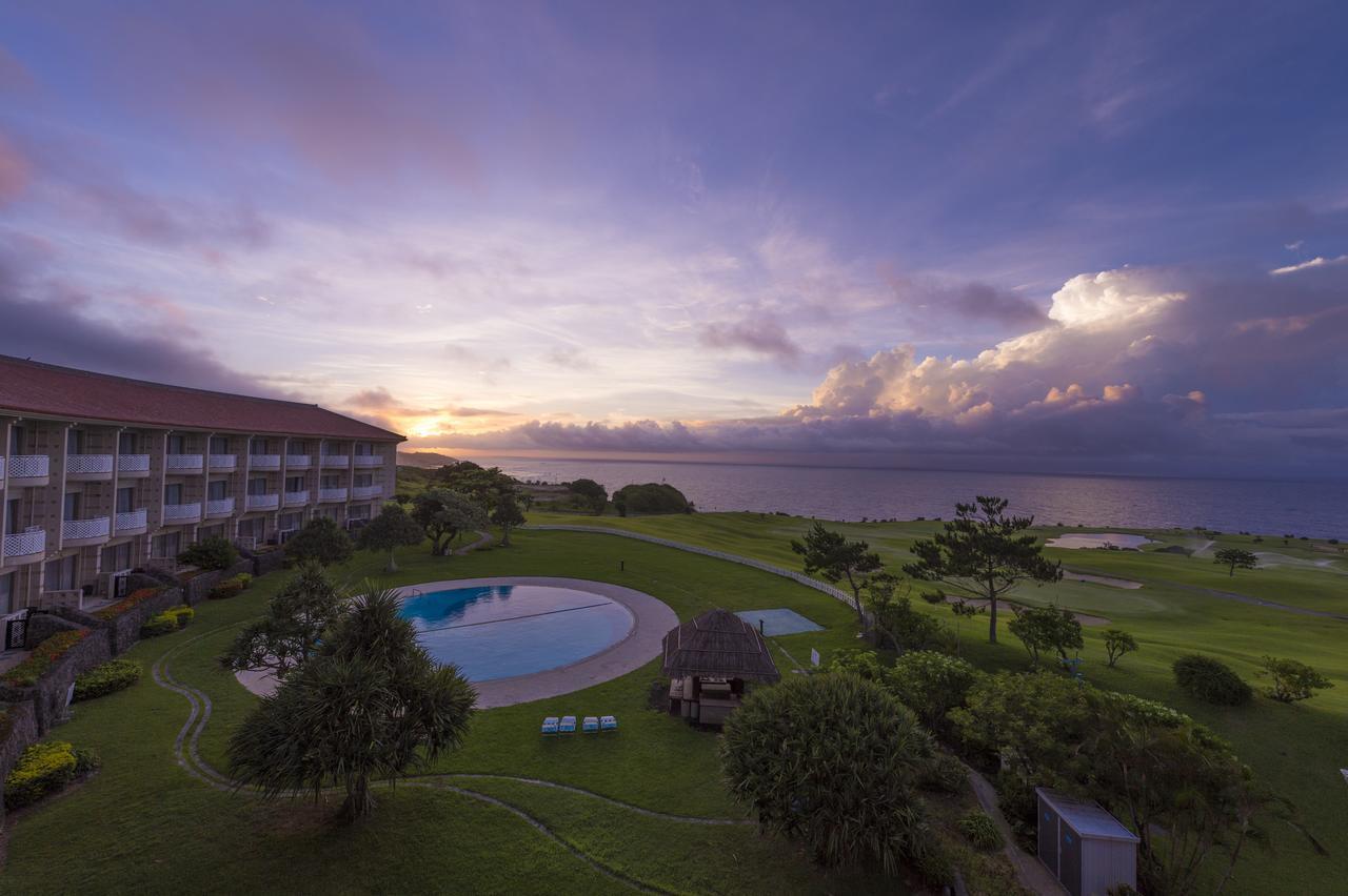 The Southern Links Resort Hotel Yaese Exterior foto